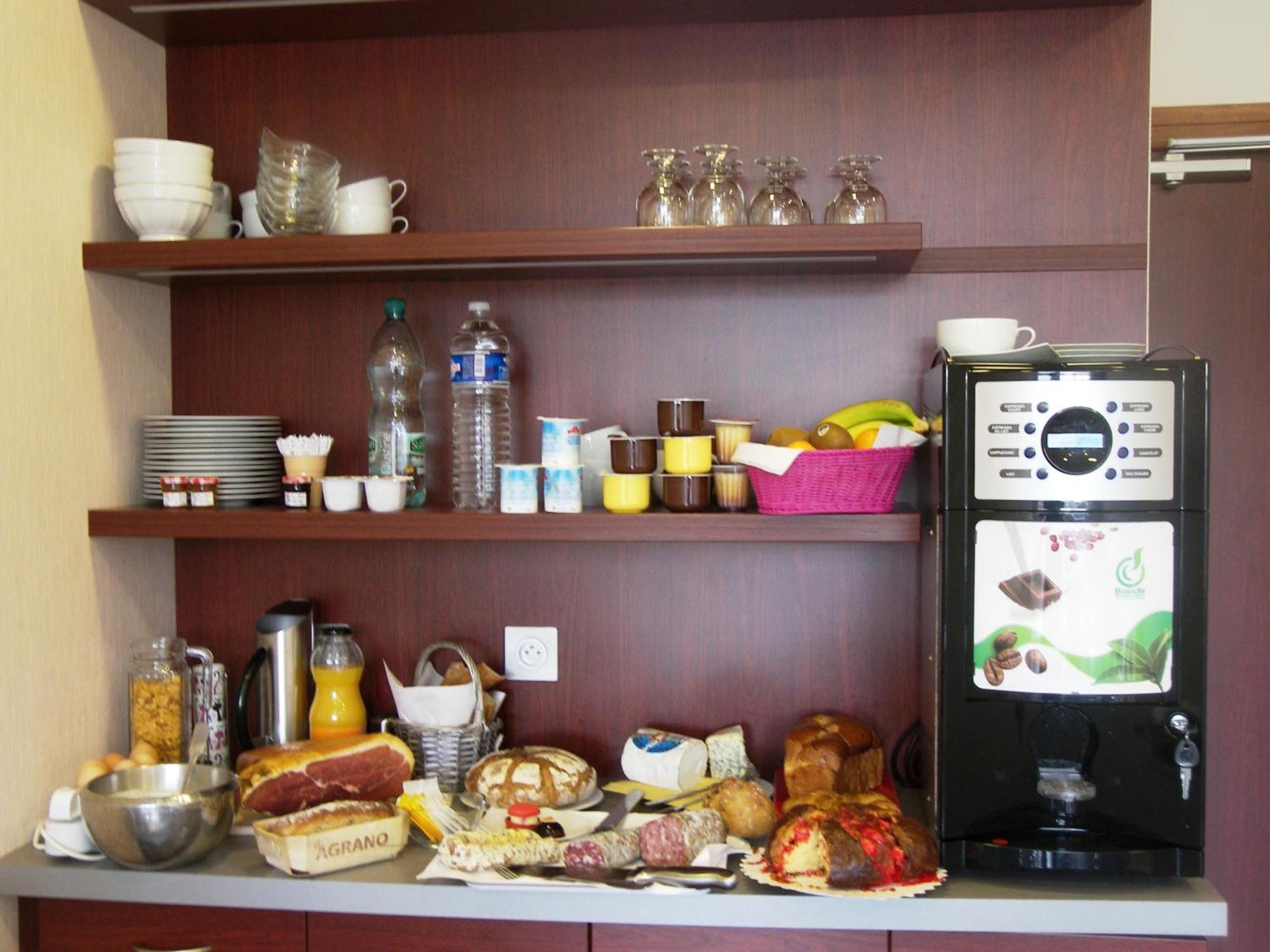 Montverdun Hostellerie Del Matin Calme מראה חיצוני תמונה