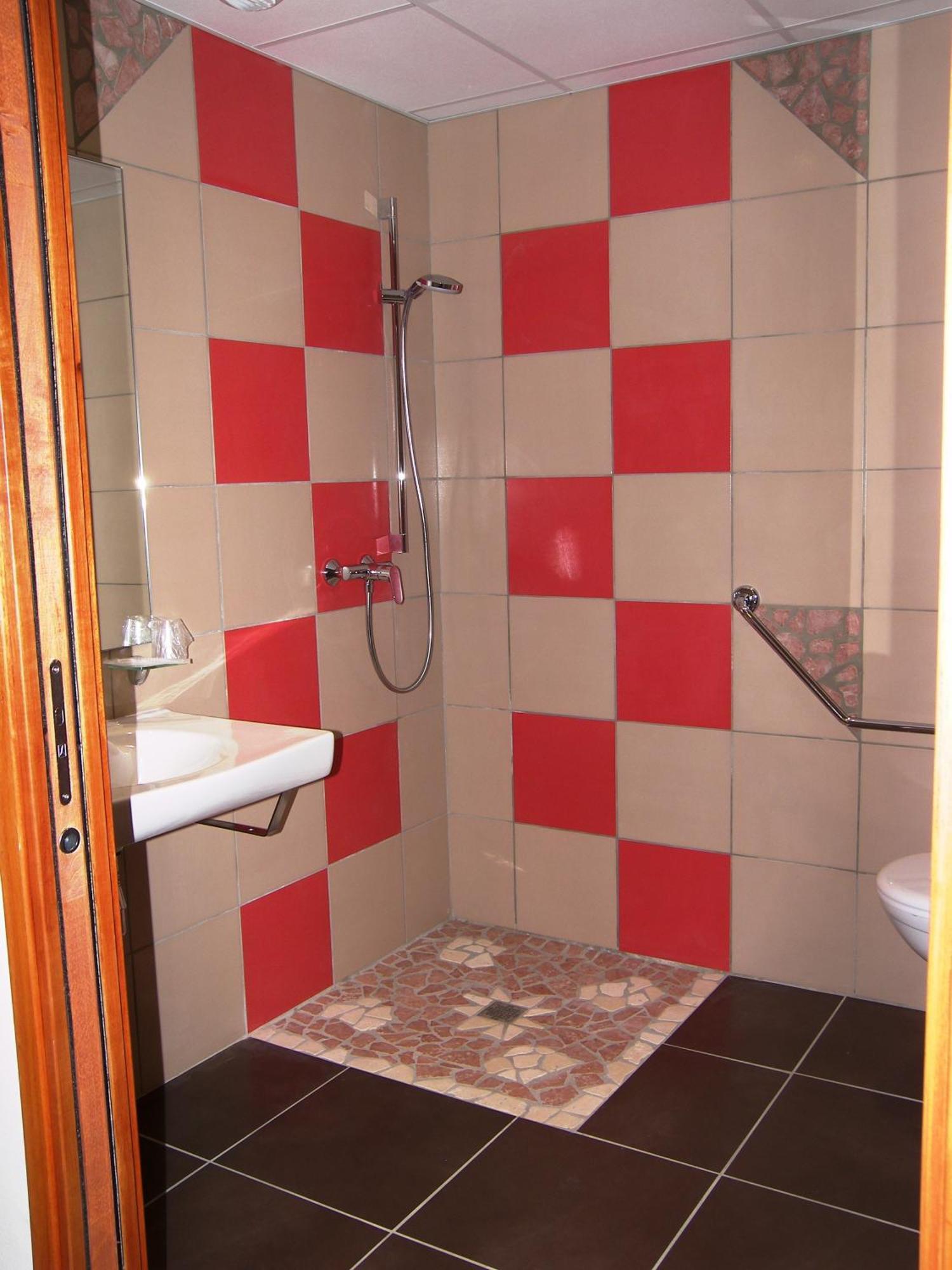 Montverdun Hostellerie Del Matin Calme מראה חיצוני תמונה