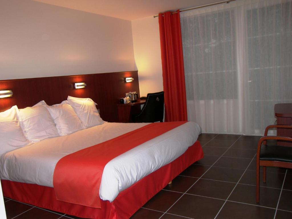 Montverdun Hostellerie Del Matin Calme מראה חיצוני תמונה